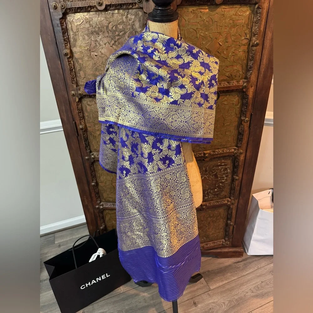 Elegant Blue‎ and Gold Floral silk Scarf